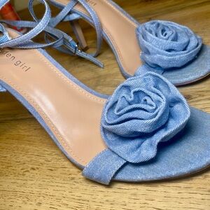 Madden Girl Blue Denim Heels with Floral Detail – Size 9